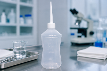 Almotolia de álcool: como escolher para hospitais e clínicas?